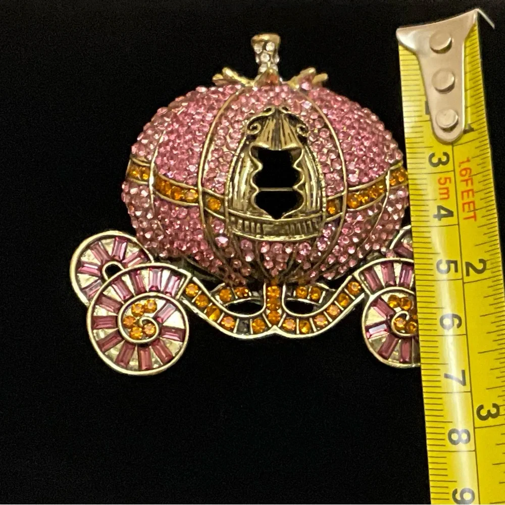 Diamond - Encrusted Pumpkin Coach Brooch - Picture 6 of 6